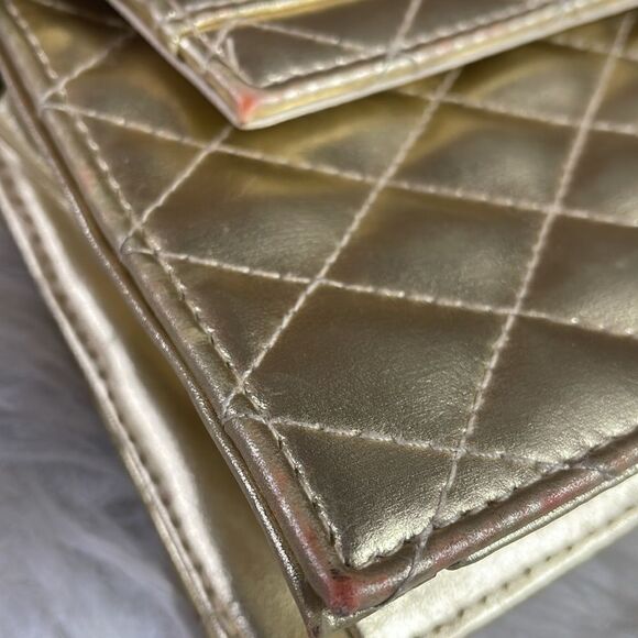 Gold Metallic Quilted Evening Bag with Goldtone Chain - Picture 4 of 11